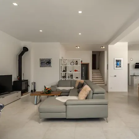 Anna By Interhome Villa *